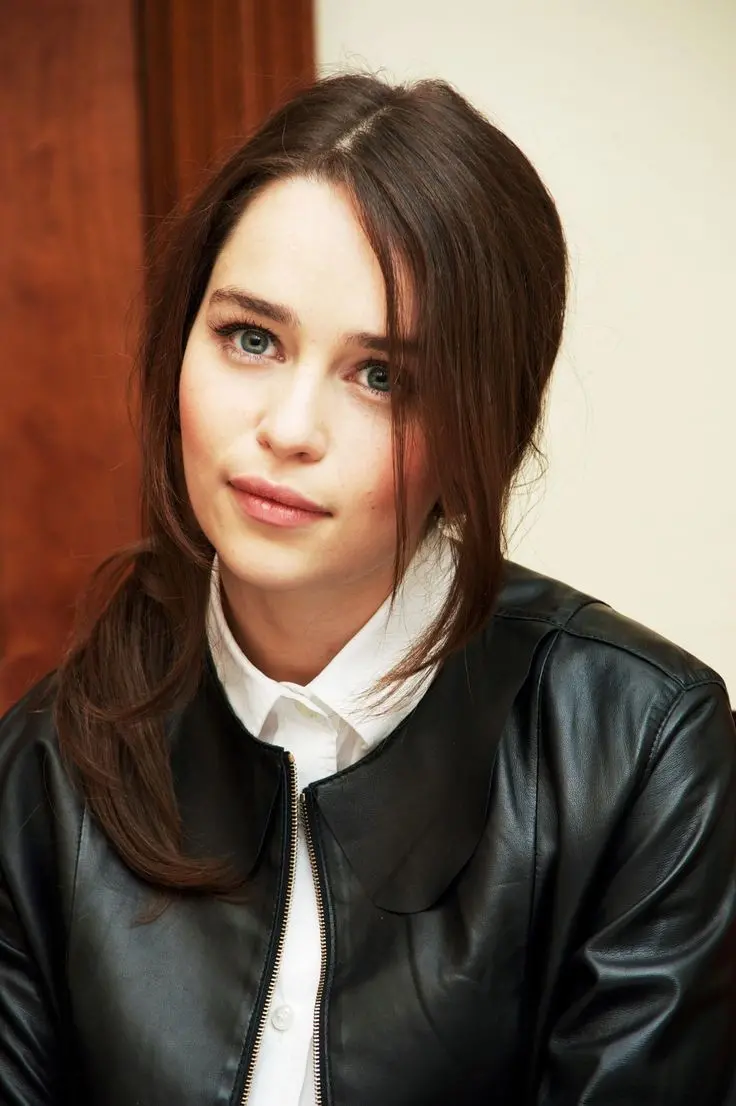 Emilia Clarke Indian Background in HD Quality