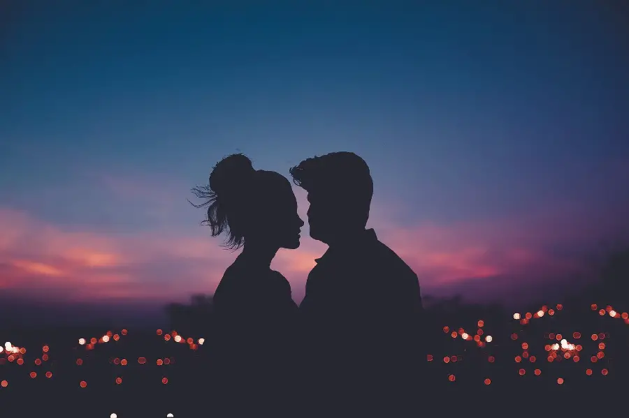 Romantic and Love Couple Profile Picture