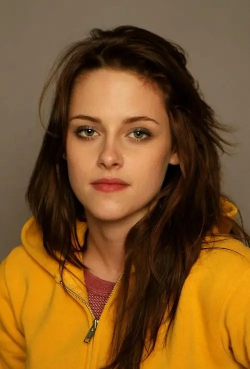 Download Kristen Stewart Twilight Movie Lover Photos