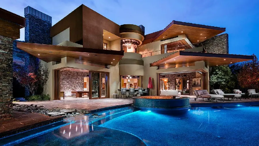 Photo of Bill Gates Luxury Smart Mansion