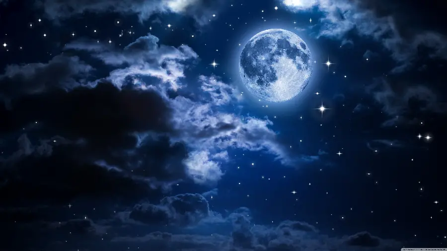 Download 4K and HD Moon Photos at Night