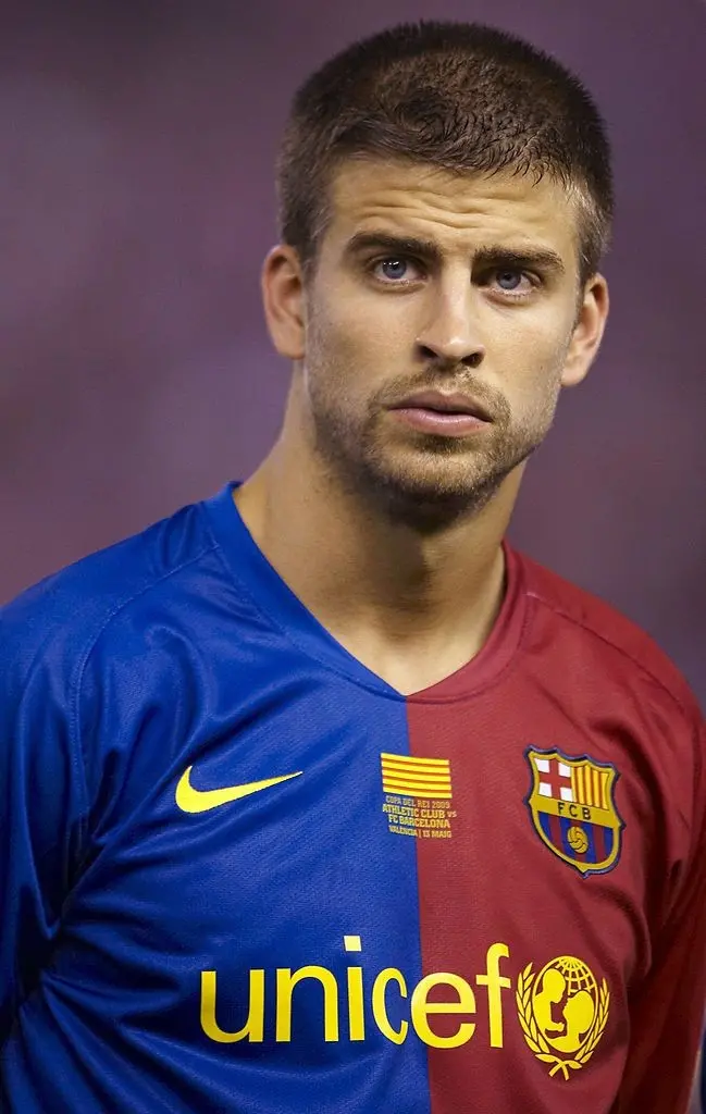 Download Gerard Pique HD Wallpaper - FC Barcelona Star