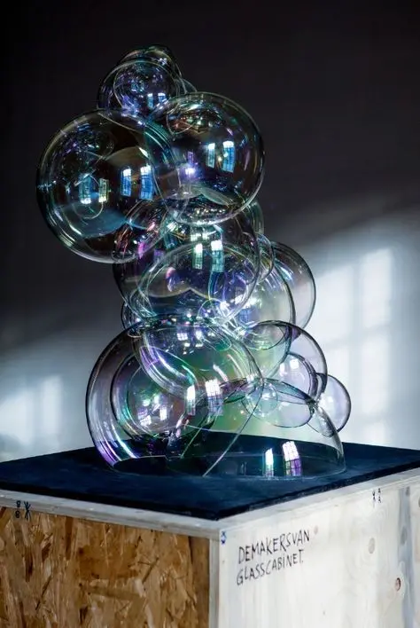 Download High-Quality Bubble and Bubble Maker Image