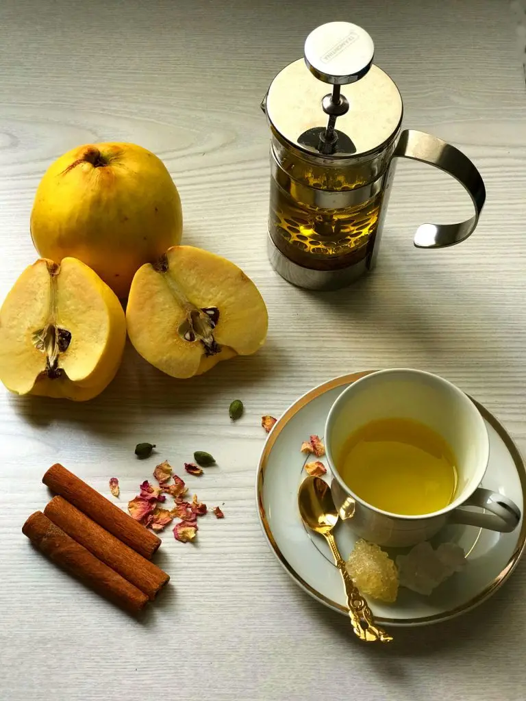 Quince Seed Tea Image and Brewing Instructions