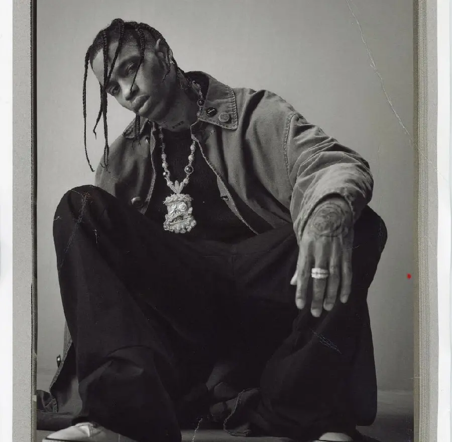 Travis Scott Famous Rapper Photo and Career