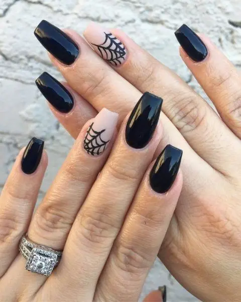 Simple Halloween Nail Art Design - Spooky and Easy