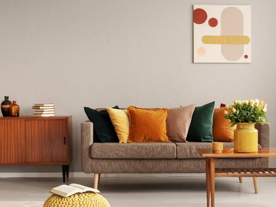 Orange Color in Interior Decor and Home Arrangement