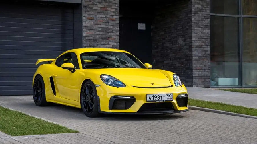 Porsche 718 Boxster 2021 Yellow Images