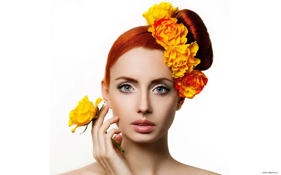 Elegant Updo Hairstyles for 2025