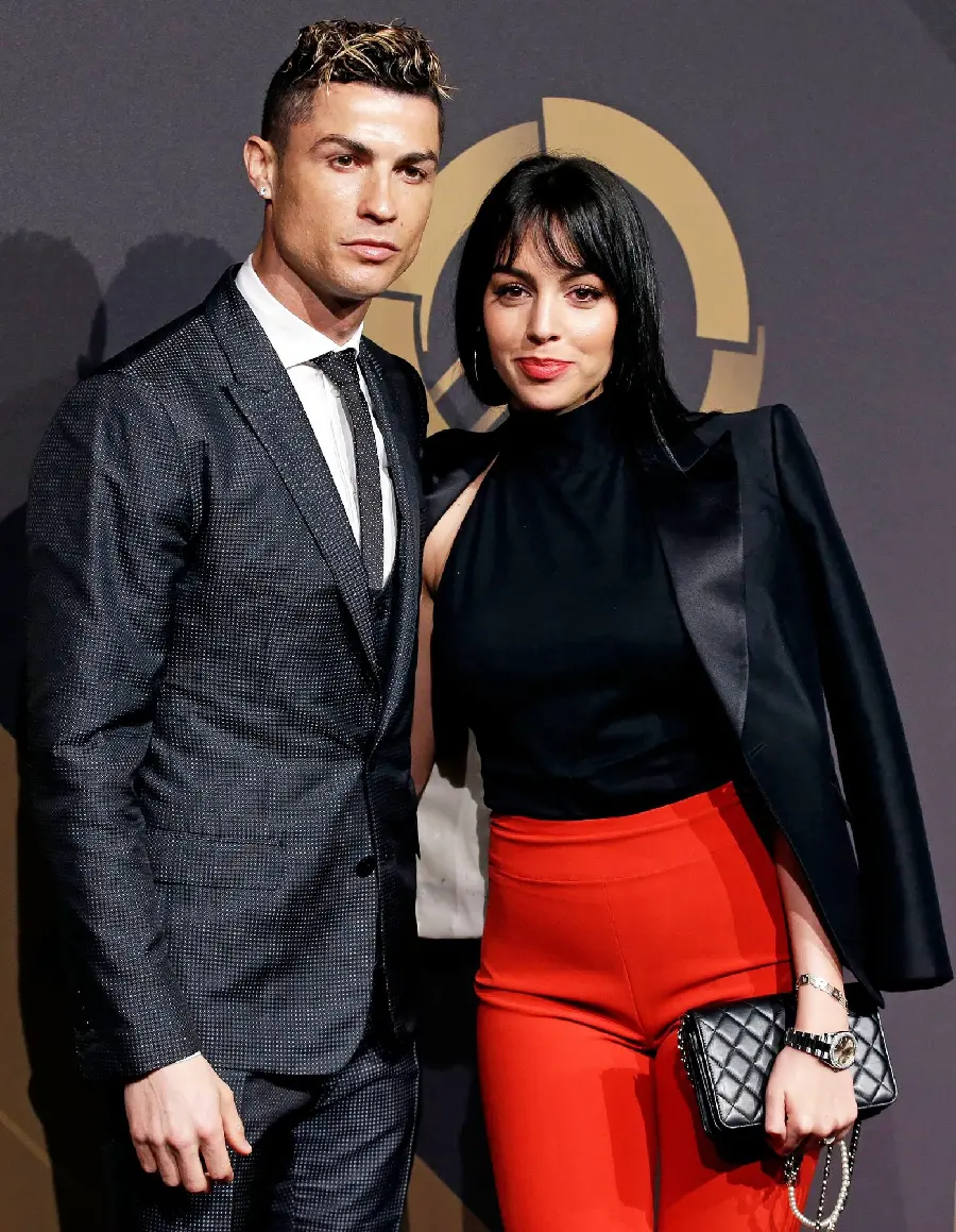 Download Cristiano Ronaldo Photo - With Wife