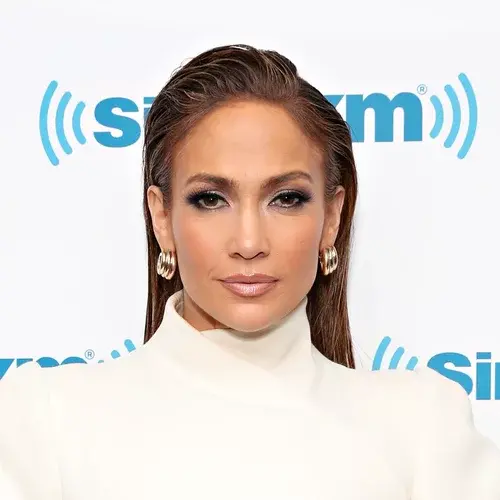 Download Image of Jennifer Lopez Famous Hollywood Singer