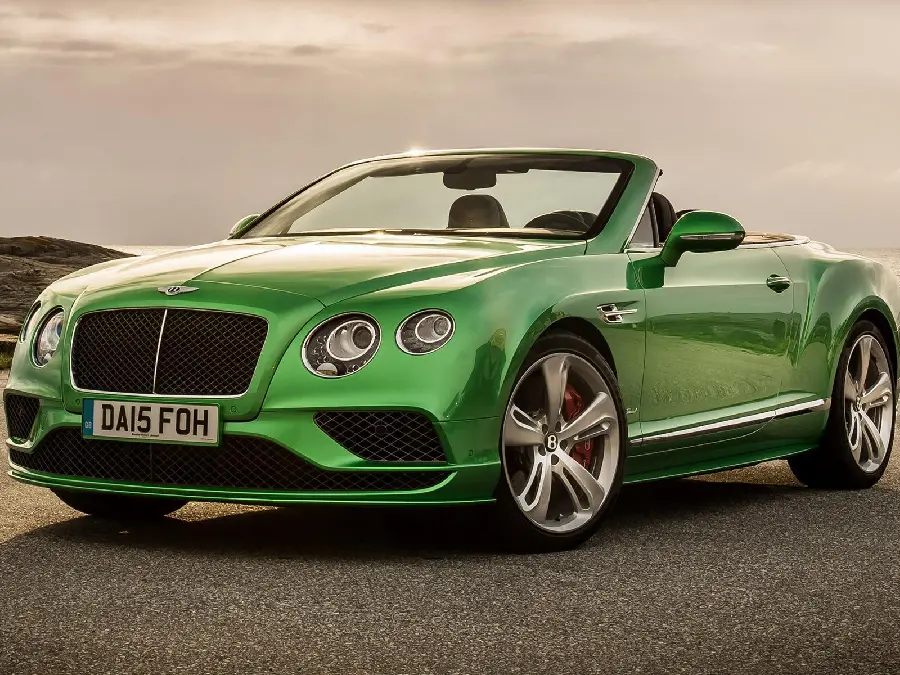 Bentley Continental GT Green Color Car Photo