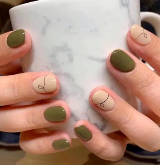 Short Green Nails - Simple and Stylish