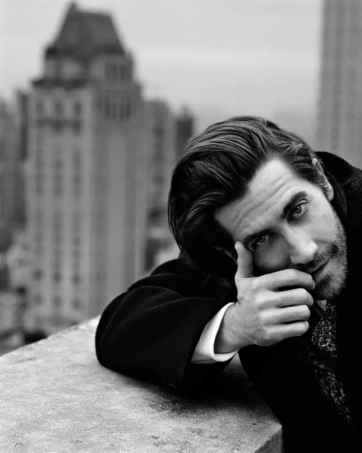 Download Jake Gyllenhaal Wallpaper Lifeguard