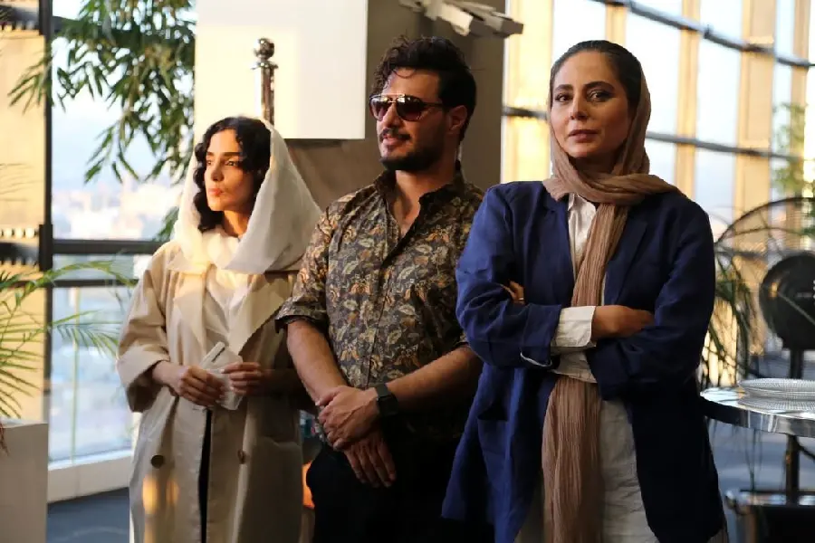 Rana Azadivar Javad Ezati and Elahe Hesari in Zakhme Kari