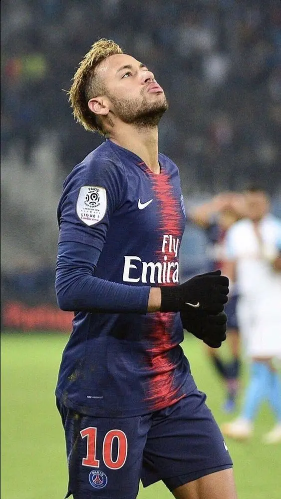 Download Neymar Wallpaper For iPhone
