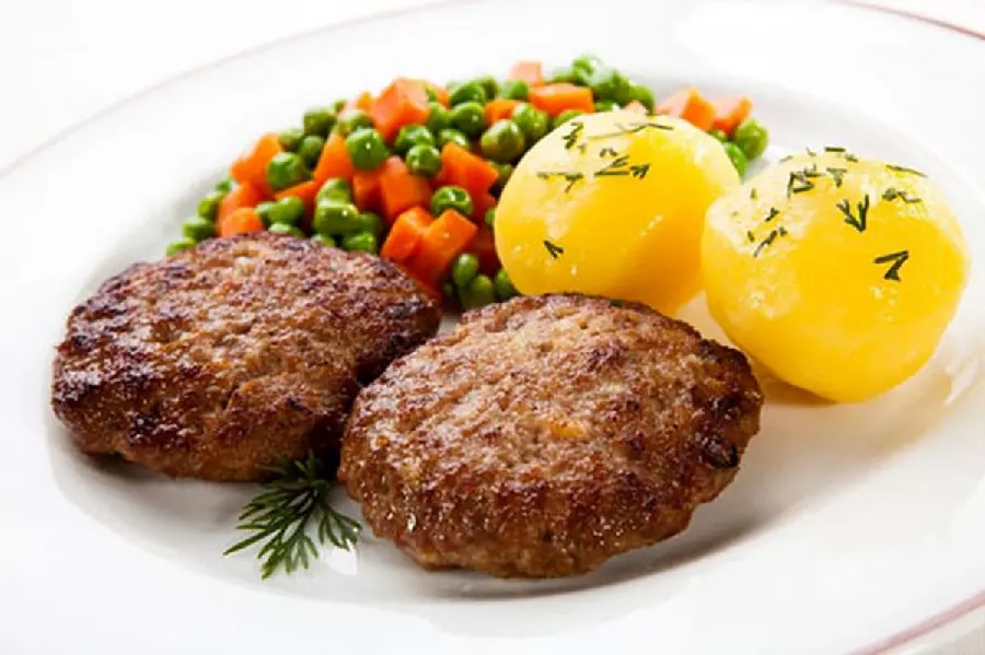 Isfahan Kebab Zardak High-Quality Photo