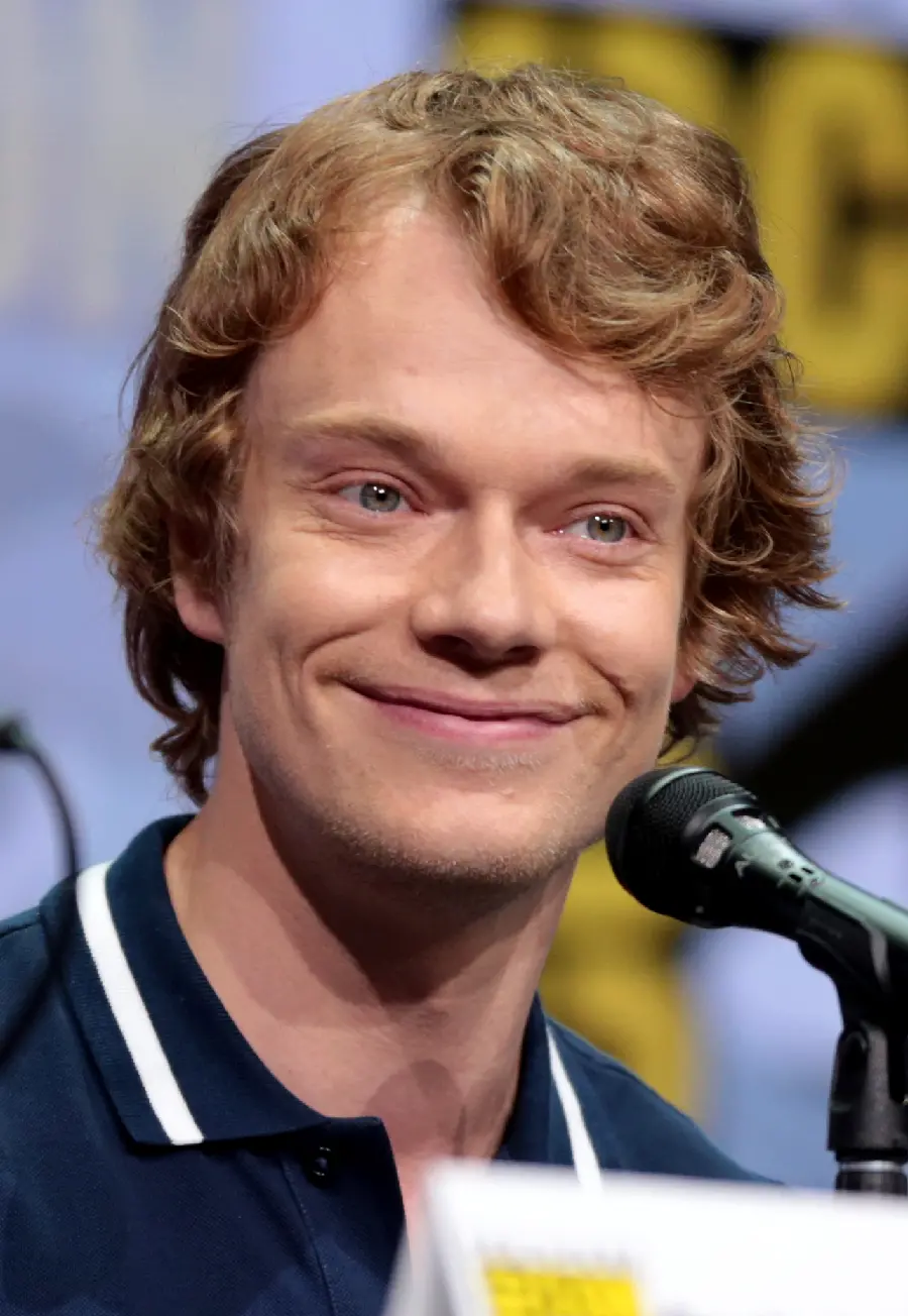Alfie Allen Photo English Actor Game of Thrones