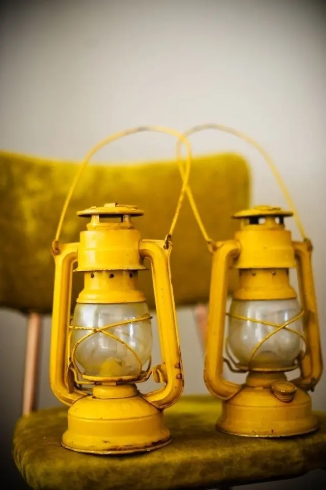 Download Small Decorative Lantern Wallpaper for Historical Research