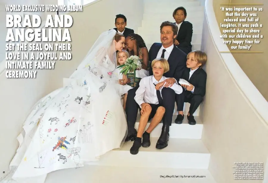 Angelina Jolie and Brad Pitt Wedding Photo for Fans