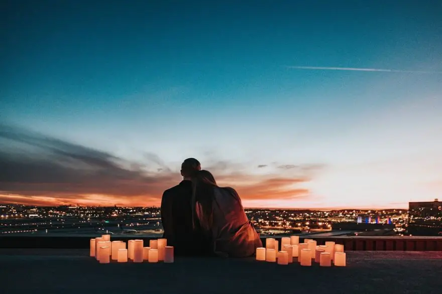 Download Romantic Couple Image