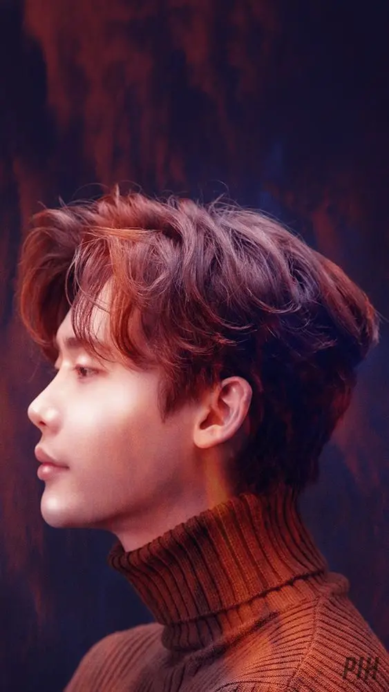 Lee Jong Suk Photos - Youngest Model at Seoul Fashion Week