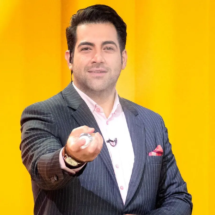 Download Shahin Jamshidi Image Iranian TV Host