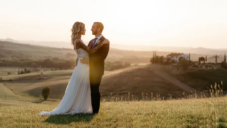 Romantic Wedding Photos for Couples