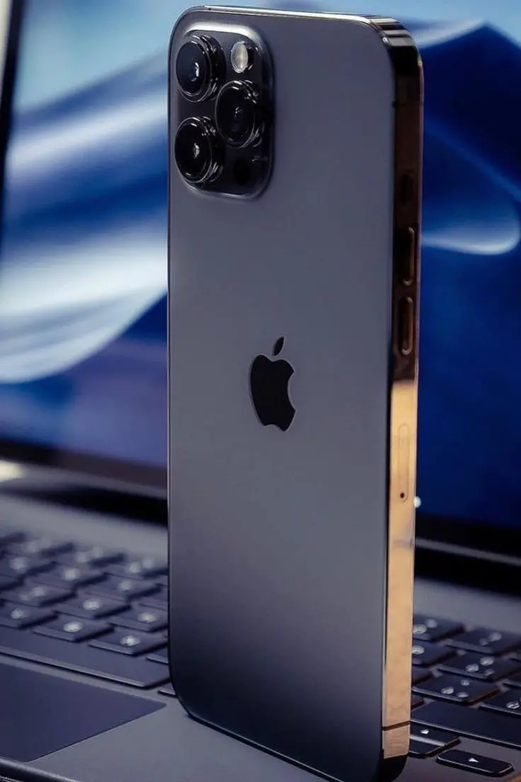 Download iPhone 13 Pro Max Matte Black Wallpaper