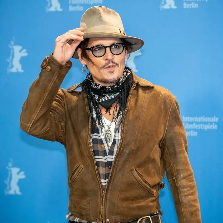 Download Johnny Depp as Director and Producer Background