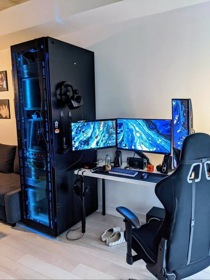 Download Wallpaper of Gamer's Room with Blue Theme