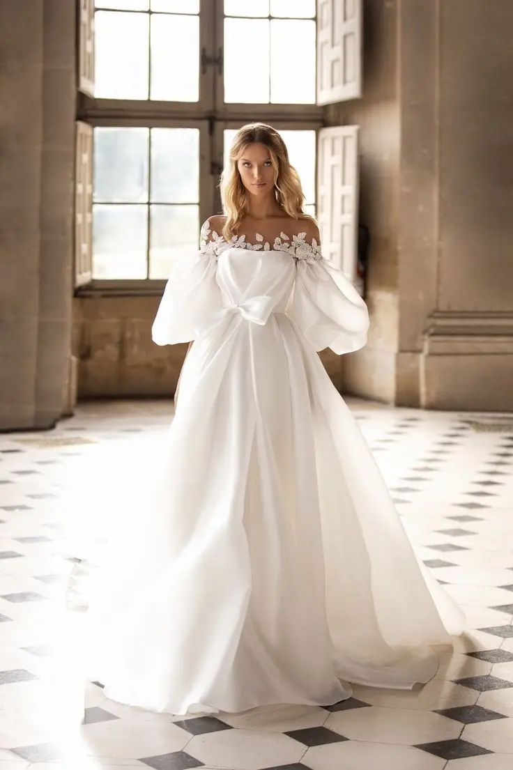 Unique and Simple Wedding Dress - Minimalist Style