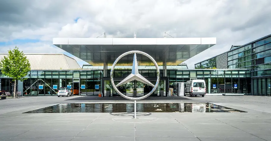 Image of Mercedes-Benz Car Company