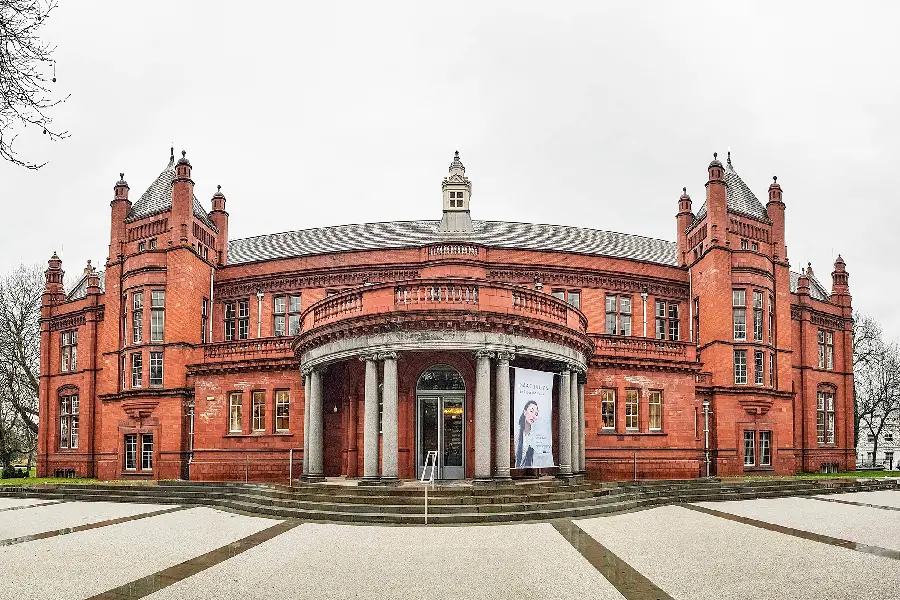 Photos of the Whitworth Art Gallery in Manchester - A Cultural Hub