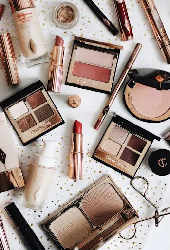 Download Photo of Cosmetics Gift for Girls