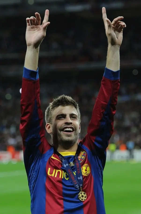 Download Gerard Pique Wallpaper - Spanish Football Star