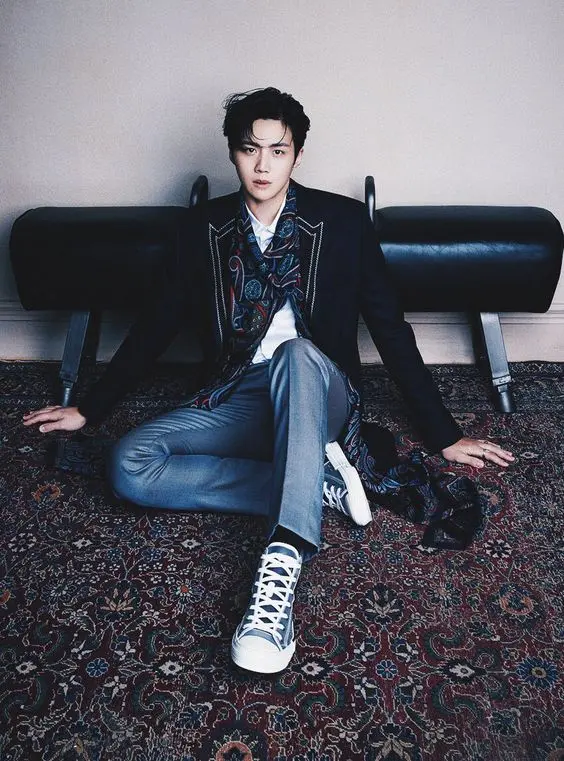 Attractive Photo of Korean Actor Kim Seon Ho