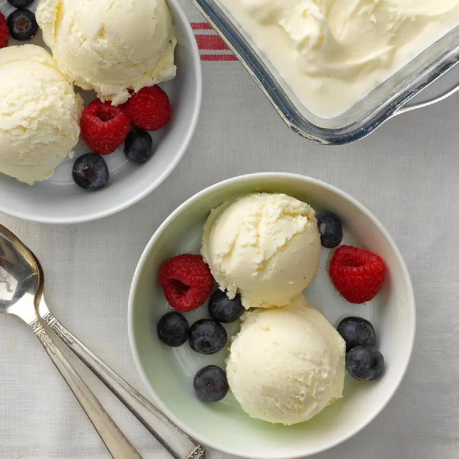 Delicious Scoop Ice Cream with Fruits
