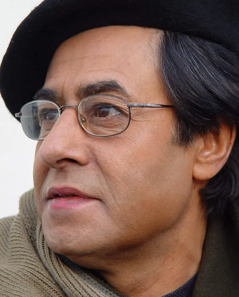 Download Images of Khosro Shakibai - Green House Series Actor