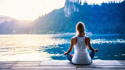 Yoga vs Meditation: A Comparison