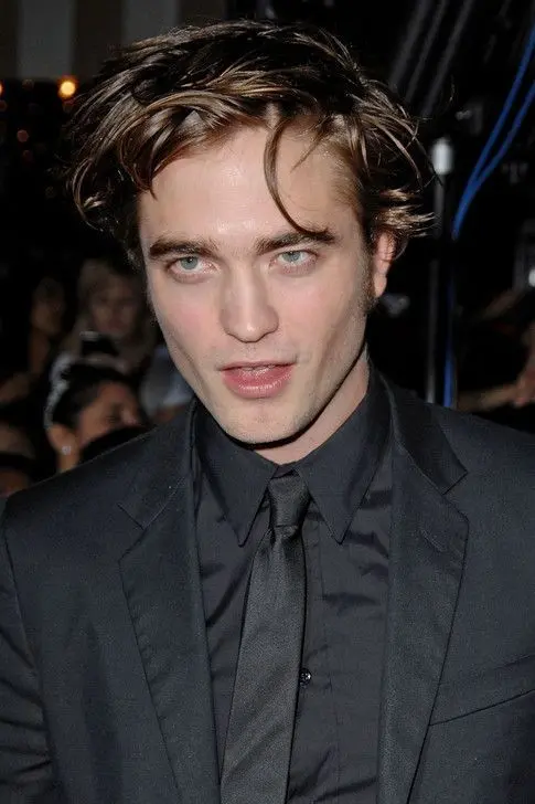 Download Robert Pattinson No University Images