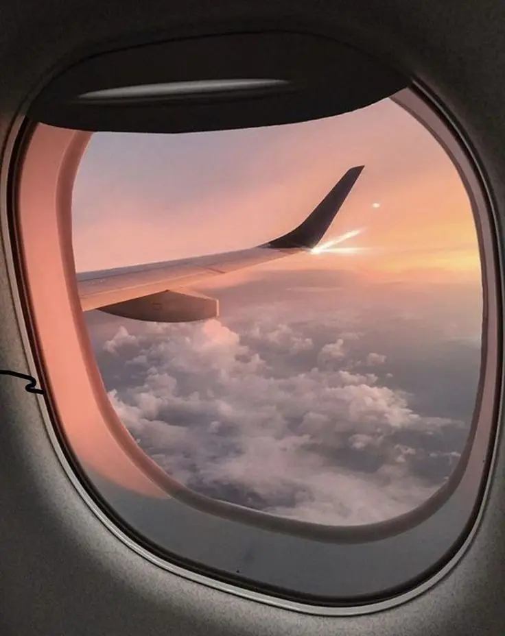 Download High-Quality Airplane Window Photo