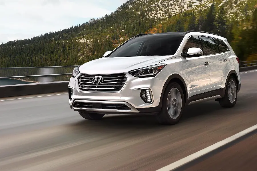 Hyundai Santa Fe SUV Picture