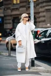Minimalist and Monochrome Fashion Trends 2021