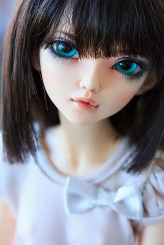 Beautiful Doll Photo for Profile
