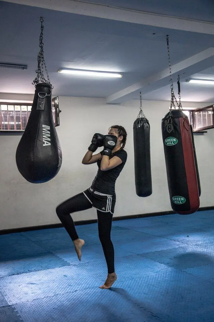 Download Boxer Girl Profile Images in HD