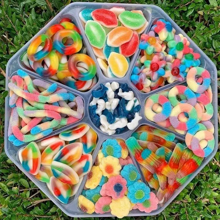 Download Image and Idea for Gummy Box