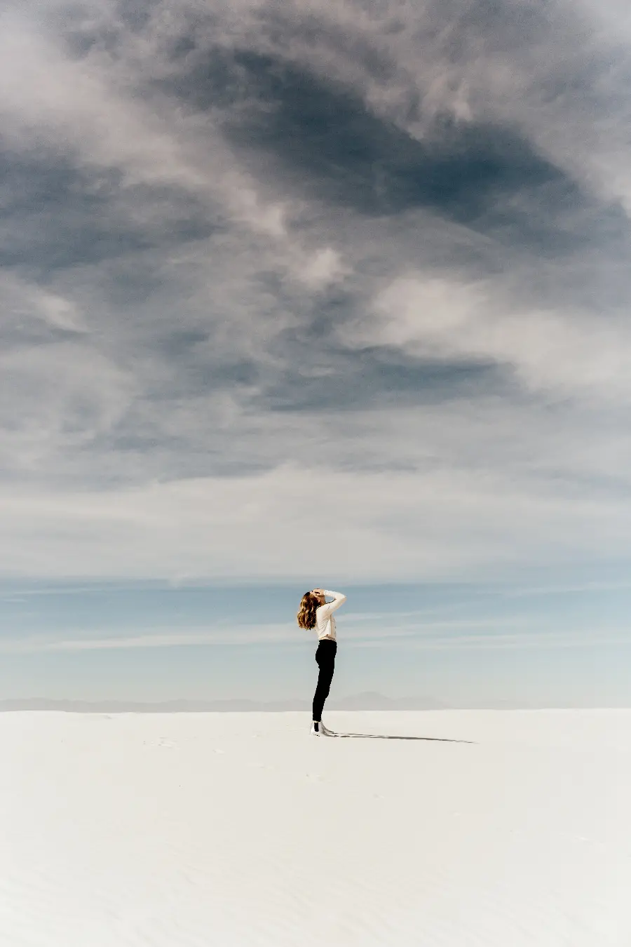 Minimalist Faceless Photo for Profile and Posts
