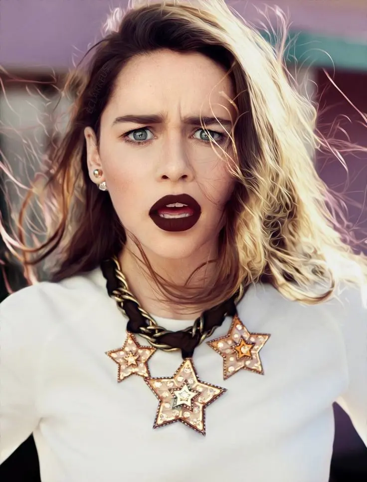 Download Background of Emilia Clarke Mother of Dragons