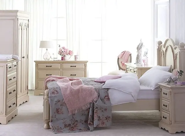 Shabby Chic Interior Design Style for Vintage Homes